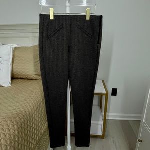 Anne Klein Slim Leg Pants Size 4